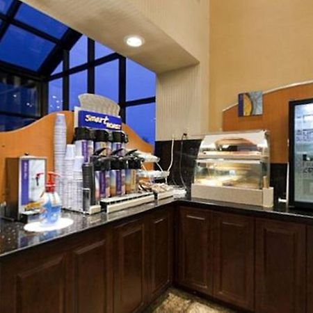Southaven Inn Express - Memphis International Airport/Graceland Extérieur photo